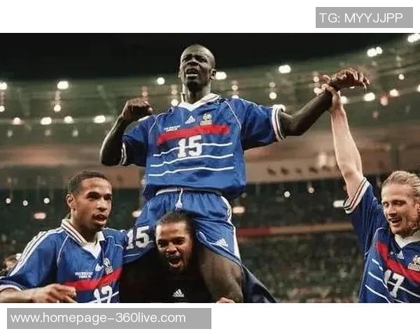 1998年世界杯经典对决法国与意大利的传奇之战回顾